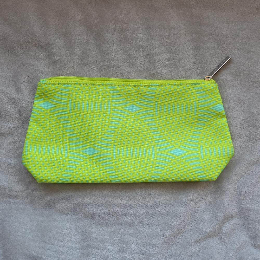 CLINIQUE Cosmetic Bag With Green & Blue/Yellow Swirl Pattern